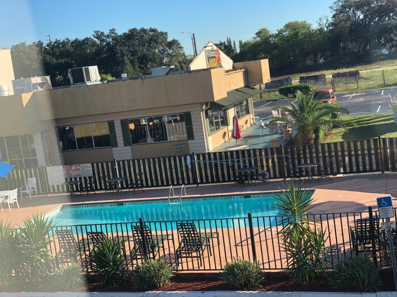 Rodeway Inn Lake Wales Bagian luar foto
